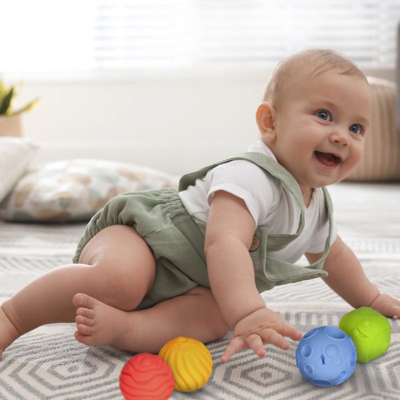 Sensoriniai kamuoliukai 0+ TULLO 6 vnt.